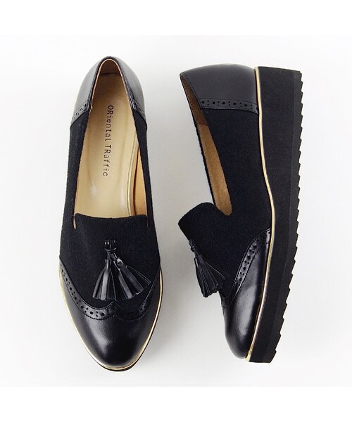 ORiental TRaffic(オリエンタルトラフィック)の「厚底タッセルシューズ(シューズ・レディース・ブラック/カーキ/ホワイト・34/35/36/37/38/39/40/41/42)」の2枚目の写真