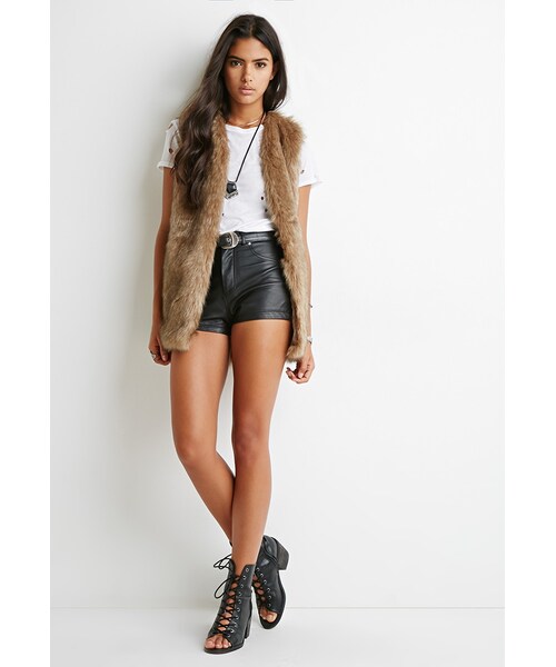 FOREVER 21(フォーエバー トゥエンティーワン)の「フェイクファーベスト(ジャケット/アウター・レディース・BROWN・Small/Medium/Large)」の4枚目の写真