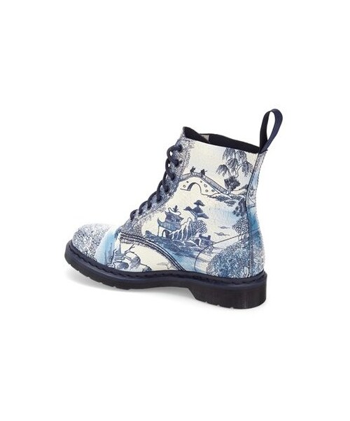 Dr. Martens(ドクターマーチン)の「Dr. Martens 'Pascal' Boot(ブーツ・レディース・Blue・10US/ 8UK/11US/ 9UK/5US/ 3UK/6US/ 4UK/7US/ 5UK/8US/ 6UK/9US/ 7UK)」の2枚目の写真