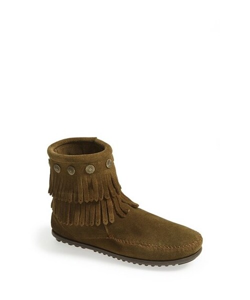 Minnetonka（ミネトンカ）の「Minnetonka 'Double Fringe' Boot（ブーツ・レディース・Purple/Brown・5 M/5.5 M/6 M）」の2枚目の写真