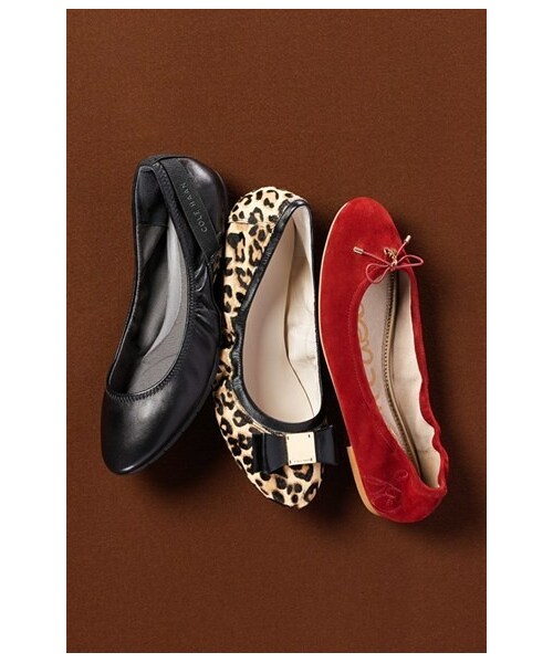 COLE HAAN(コールハーン)の「Cole Haan 'Zerogrand' Ballet Flat (Women)(シューズ・レディース・Black/Beige・10 B/10.5 B/11 B/5 B/5.5 B/6 B/6.5 B/7 B/7.5 B/8 B/8.5 B/9 B/9.5 B)」の5枚目の写真