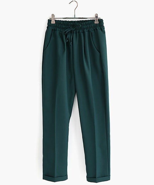 DHOLIC(ディーホリック)の「ウエストゴムロールアップテーパードパンツ(その他パンツ・レディース・ディープグリーン/ネイビー/ブラック/ワイン・FREE)」の1枚目の写真