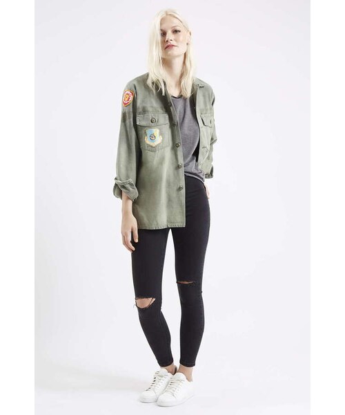 TOPSHOP（トップショップ）の「Petite moto ripped joni jeans（デニムパンツ・レディース・Black・W2428/W2528/W2628/W2828/W3028/W3228）」の3枚目の写真