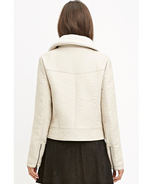 FOREVER 21（フォーエバー トゥエンティーワン）の「FOREVER 21 Faux Leather Moto Jacket（ライダースジャケット・レディース・Beige/Black・Small/Medium/Large）」の9枚目の写真