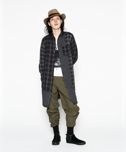 VIRGOwearworks（ヴァルゴウェアワークス）の「【ブラック＆完売サイズ再入荷決定！先行予約】【9月下旬入荷予定】Intersection check long shirts ロングチェックシャツ（トップス・メンズ・WHITE/BLACK/NAVY・2/3/4）」の5枚目の写真