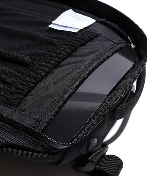 ARC'TERYX（アークテリクス）の「ARRO 22（バッグ・メンズ・ブラック・ONE SIZE）」の12枚目の写真