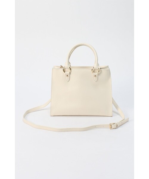 JOURNAL STANDARD relume(ジャーナルスタンダード レリューム)の「RELUMEレザーショルダーバッグ(バッグ・レディース・ブラック/ホワイト/ネイビー・フリー)」の2枚目の写真