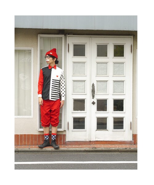 NIRAME.CO（ニラメッコ）の「ラブレターしゃつ　白×黒×赤（シャツ/ブラウス・メンズ・その他）」の2枚目の写真