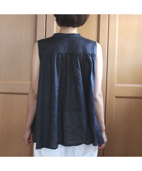 Handmade(ハンドメイド)の「リネンギャザーノースリーブブラウス(シャツ/ブラウス・レディース・その他)」の6枚目の写真