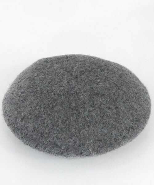 DHOLIC（ディーホリック）の「18colorsウールベレー帽（ハンチング/ベレー帽・レディース・アイボリー/オートミール/オレンジ/カーキ/グレー/スカイブルー/ダークベージュ/ディープピンク/ネイビー/パープル/ピンク/ブラック/ブラックグレー/ブルー/マスタード/ライトグレー/ライトベージュ/レッド・ONE）」の3枚目の写真