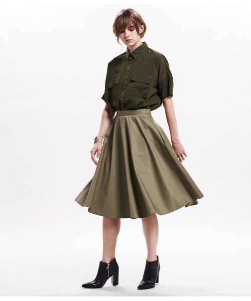 LE JUN（ルジュン）の「ツイルフレアースカート（スカート・レディース・カーキ・S/M）」の12枚目の写真