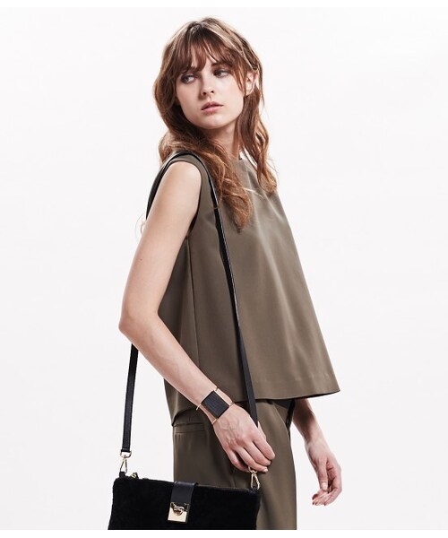 LE JUN（ルジュン）の「ダブルクロスノースリーブブラウス（トップス・レディース・ブラック/カーキ・F）」の5枚目の写真