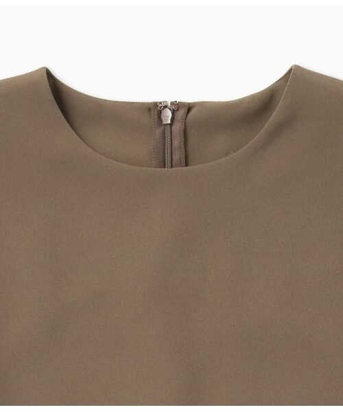 LE JUN（ルジュン）の「ダブルクロスノースリーブブラウス（トップス・レディース・ブラック/カーキ・F）」の7枚目の写真