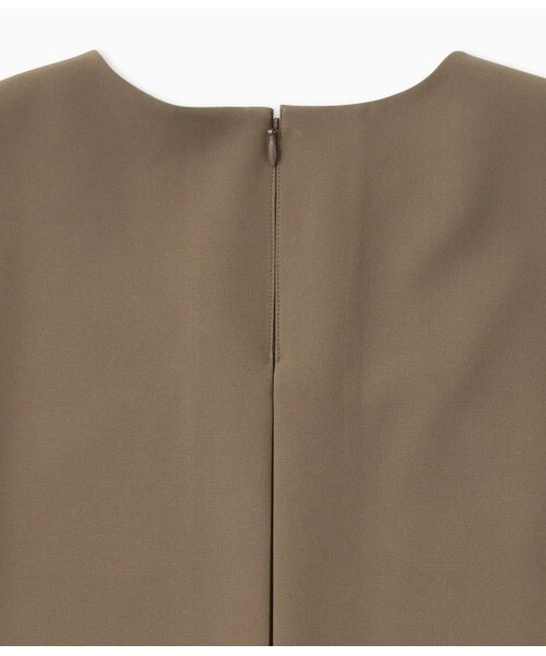 LE JUN（ルジュン）の「ダブルクロスノースリーブブラウス（トップス・レディース・ブラック/カーキ・F）」の11枚目の写真