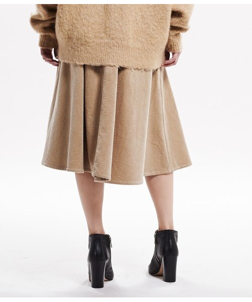 LE JUN（ルジュン）の「コーデュロイフレアースカート（スカート・レディース・オフホワイト/ベージュ・S/M）」の6枚目の写真