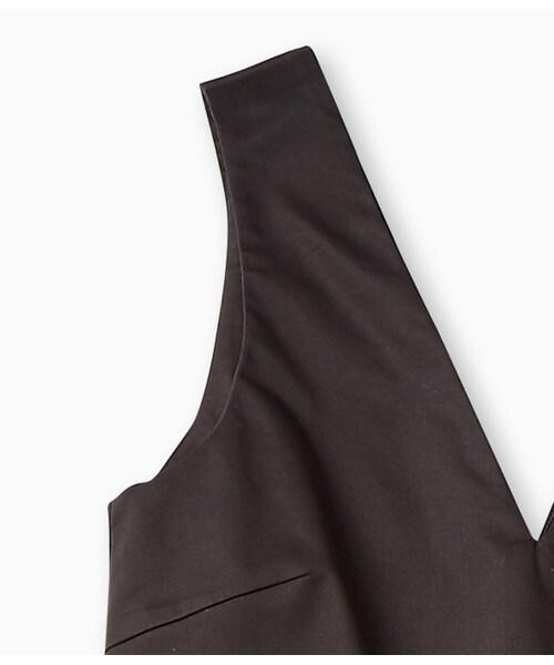 LE JUN（ルジュン）の「ツイルVネックサロペット（ワンピース/ドレス・レディース・ブラック/カーキ・F）」の8枚目の写真