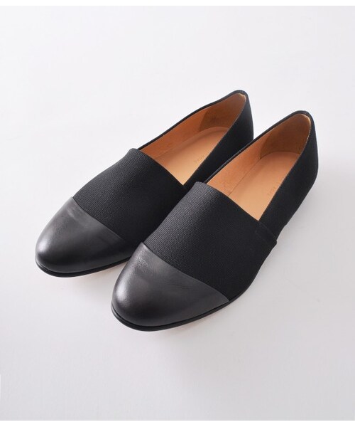 ADAM ET ROPE'（アダムエロペ）の「キャンバス×スムースレザー ストレートチップスリッポン（シューズ・メンズ・ブラック/ダークブラウン/ネイビー・41.0/42.0/43.0/44.0）」の5枚目の写真