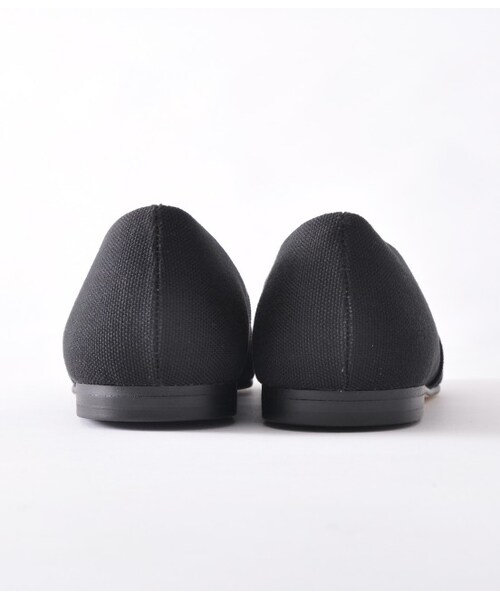 ADAM ET ROPE'（アダムエロペ）の「キャンバス×スムースレザー ストレートチップスリッポン（シューズ・メンズ・ブラック/ダークブラウン/ネイビー・41.0/42.0/43.0/44.0）」の7枚目の写真