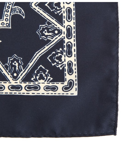 ADAM ET ROPE'（アダムエロペ）の「バンダナストール（ファッション雑貨・レディース・キャメル/ネイビー・M）」の5枚目の写真