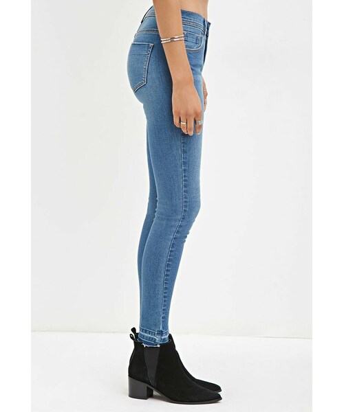 FOREVER 21(フォーエバー トゥエンティーワン)の「ローライズスキニージーンズ(その他・レディース・DARK DENIM/MEDIUM DENIM/LIGHT DENIM・24/25/26/27/28)」の6枚目の写真