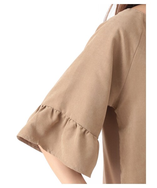 E hyphen world gallery(イーハイフンワールドギャラリー)の「・7Sフロント異素材切替バックジッププルオーバー(トップス・ブラック/ベージュ/ネイビー・F)」の8枚目の写真