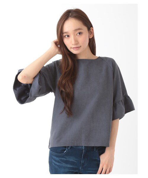 E hyphen world gallery(イーハイフンワールドギャラリー)の「・7Sフロント異素材切替バックジッププルオーバー(トップス・ブラック/ベージュ/ネイビー・F)」の3枚目の写真