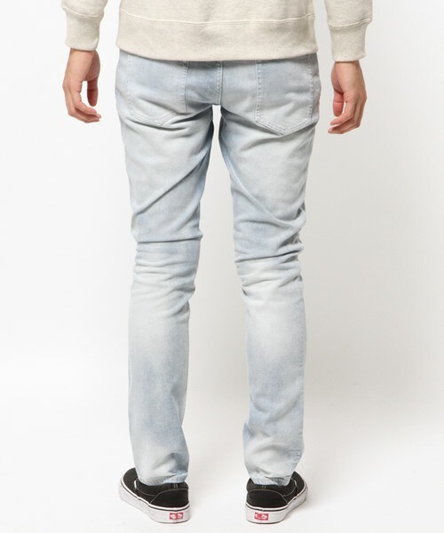 FREDY&GLOSTER（フレディアンドグロスター）の「【佐藤アツヒロさん ドラマ 着用】スキニー5Pパンツ（デニムパンツ・メンズ・サックスブルー・S/M/L）」の3枚目の写真