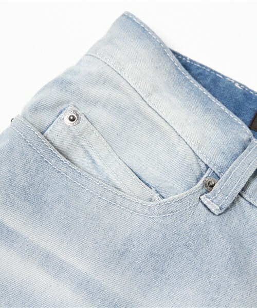 FREDY&GLOSTER（フレディアンドグロスター）の「【佐藤アツヒロさん ドラマ 着用】スキニー5Pパンツ（デニムパンツ・メンズ・サックスブルー・S/M/L）」の11枚目の写真