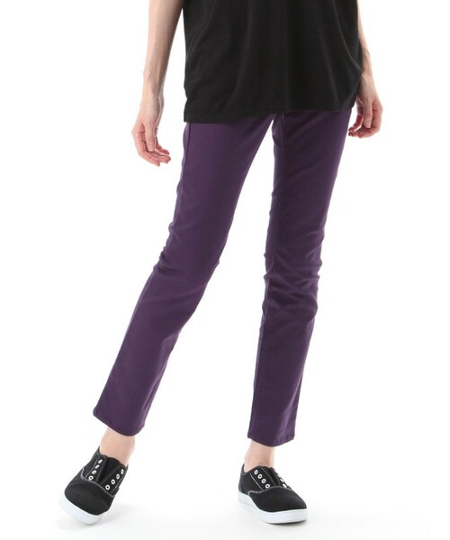 Honeys（ハニーズ）の「カラースキニー７０丈（パンツ・スキニー・レディース・ダークブルー/ボルドー/ダークカーキ/パープル/ダークブラウン・Ｆ）」の4枚目の写真