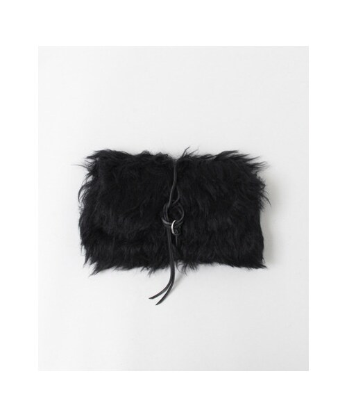 URBAN RESEARCH（アーバンリサーチ）の「MUUN FURCLUTCHBAG（バッグ・レディース・WHITE/BLACK・-）」の2枚目の写真