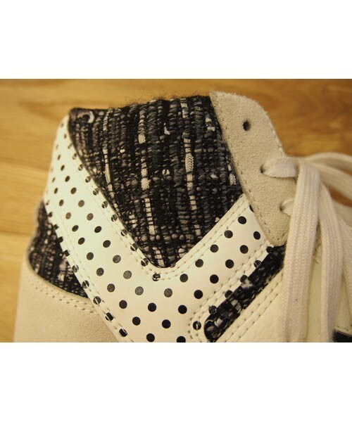 FRAPBOIS（フラボア）の「WEAPON（スニーカー・メンズ・ホワイト・4/5/6/7/8/9）」の5枚目の写真