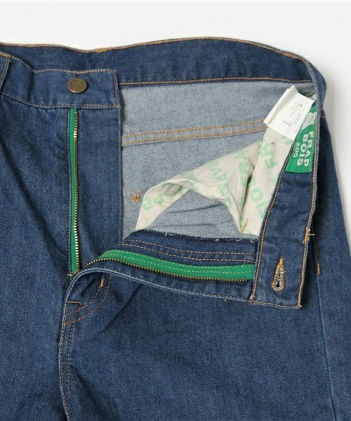 FRAPBOIS（フラボア）の「ＺＯＯデニム（デニムパンツ・レディース・ブルー/ネイビー・1/2）」の11枚目の写真