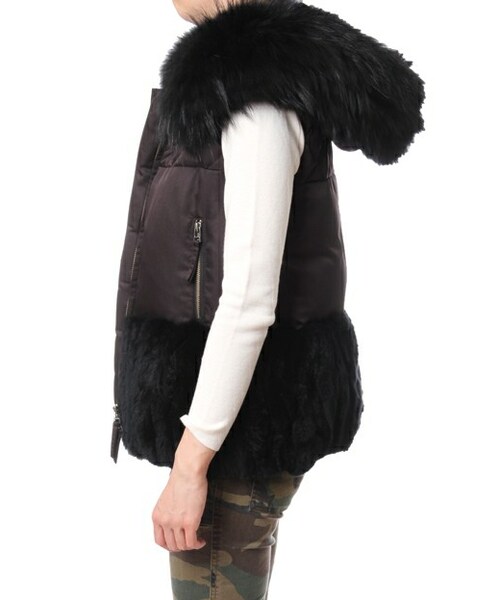 GRACE CONTINENTAL（グレースコンチネンタル）の「ヘムファーダウン