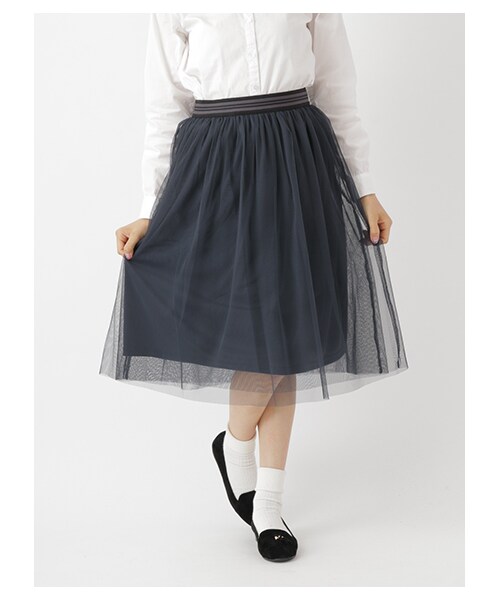 earth music&ecology（アースミュージックアンドエコロジー）の「＜WEB限定大きな・小さなサイズ＞チュールミディ丈スカート（スカート・オフホワイト/グレー/カーキ/インディゴ/ネイビー・XS/L）」の5枚目の写真