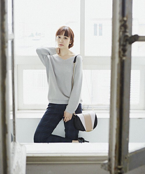 Soareak（ソアリーク）の「ﾎｰﾙｶﾞｰﾒﾝﾄﾗﾒﾌﾟﾙｵｰﾊﾞｰ（ニット/セーター・レディース・グレー/ベージュ/ワインレッド・MEDIUM）」の2枚目の写真