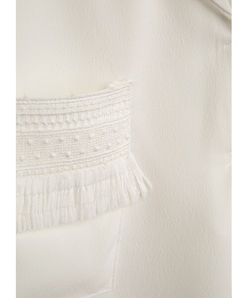 gracegift（グレースギフト）の「韓國戀秋流蘇口袋雪紡上衣（トップス・レディース・白/黑・F）」の3枚目の写真