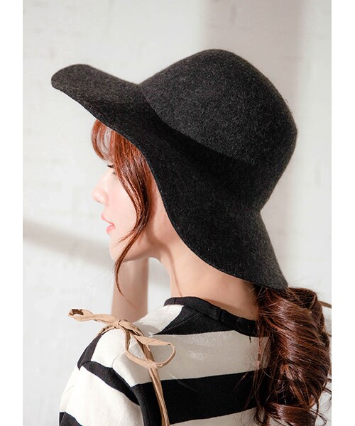 gracegift（グレースギフト）の「韓國輕法優雅素色毛呢女優帽（帽子・レディース・深灰/酒紅/黑・F）」の3枚目の写真