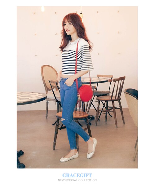 gracegift（グレースギフト）の「韓國極簡質感壓紋流蘇小圓包（バッグ・レディース・紅/黑・F）」の9枚目の写真