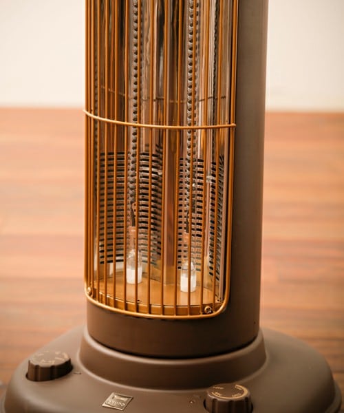 BRUNO（ブルーノ）の「カーボンファンヒーター Nostal Stove L