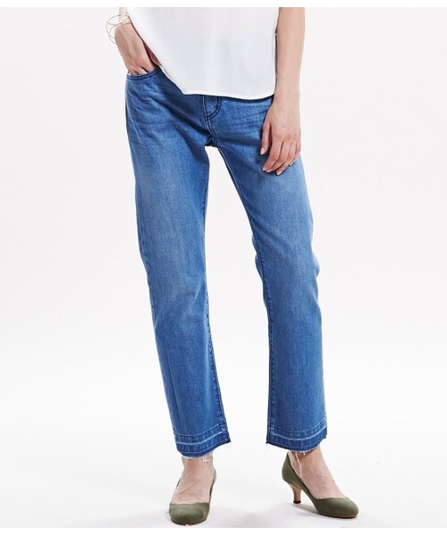 LE JUN（ルジュン）の「デニムストレートカットオフパンツ（パンツ・レディース・ブルー系・S/M）」の3枚目の写真