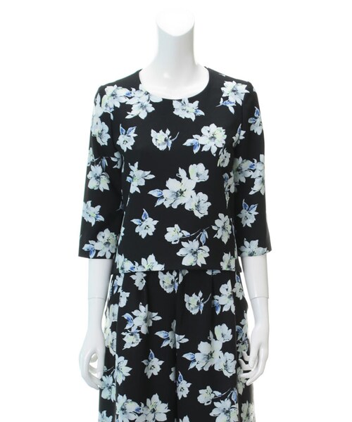 31 Sons de mode（トランテアン　ソン　ドゥ　モード）の「花柄プリントセットアッププルオーバー（トップス・レディース・ブラック/オフホワイト/ピンク・36/38）」の2枚目の写真