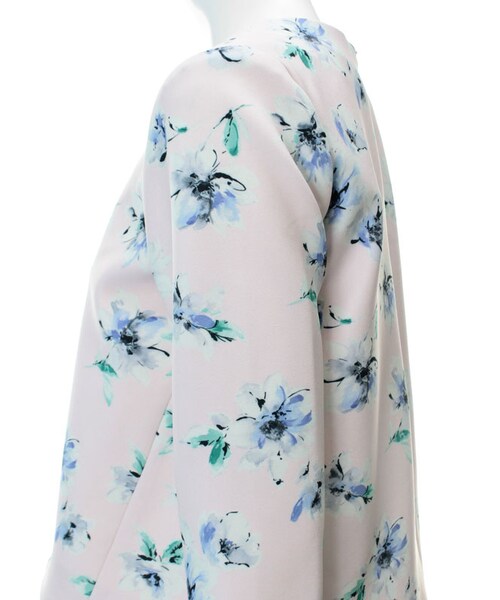 31 Sons de mode（トランテアン　ソン　ドゥ　モード）の「花柄プリントセットアッププルオーバー（トップス・レディース・ブラック/オフホワイト/ピンク・36/38）」の8枚目の写真