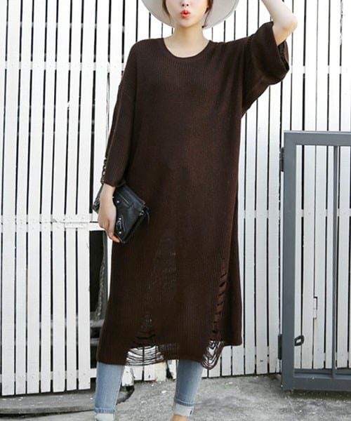 DHOLIC(ディーホリック)の「クラッシュディテールロングニットワンピース(ワンピース・レディース・グレー/ブラウン/ブラック・FREE)」の3枚目の写真