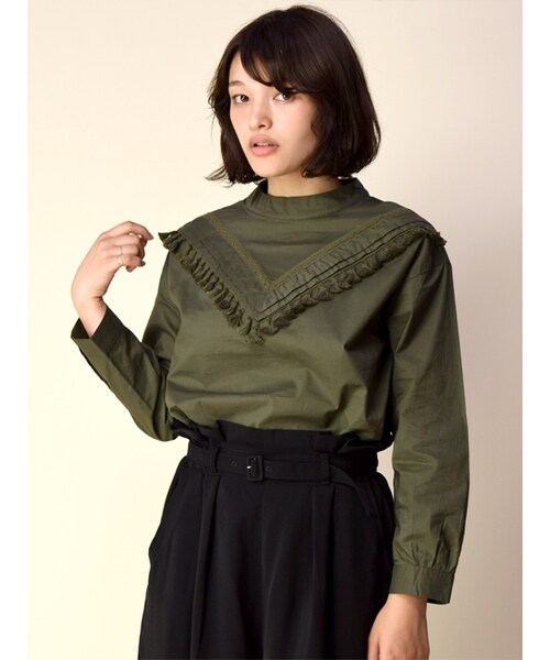 w closet（ダブルクローゼット）の「タッセル付き長袖ブラウス（トップス・レディース・オフホワイト/キャメル/カーキ・FREE）」の4枚目の写真