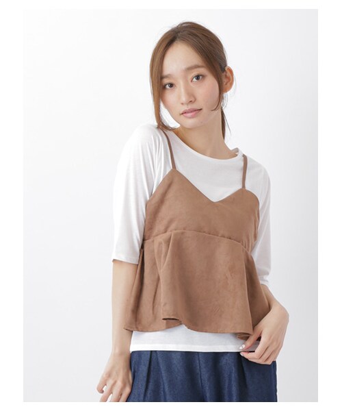 E hyphen world gallery（イーハイフンワールドギャラリー）の「・スウェードキャミセットTシャツ（トップス・ブラック/キャメル・F）」の2枚目の写真