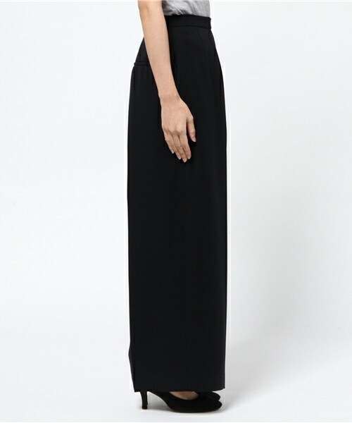 TARO HORIUCHI（タロウ ホリウチ）の「■別注■ TARO HORIUCHI×MIDWEST フルレングスワイドパンツ（その他パンツ・レディース・ブラック/ネイビー・1/2）」の6枚目の写真