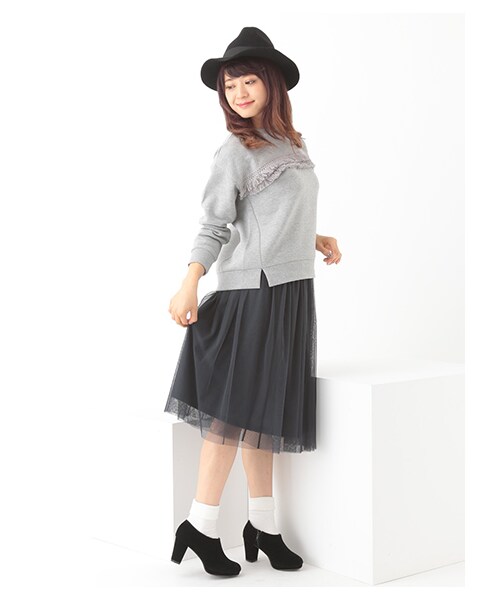 earth music&ecology（アースミュージックアンドエコロジー）の「フリンジスウェットプルオーバー（トップス・杢ホワイト/杢ライトグレー/ネイビー・F）」の9枚目の写真