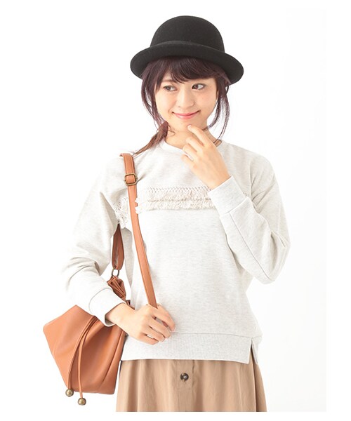 earth music&ecology（アースミュージックアンドエコロジー）の「フリンジスウェットプルオーバー（トップス・杢ホワイト/杢ライトグレー/ネイビー・F）」の4枚目の写真