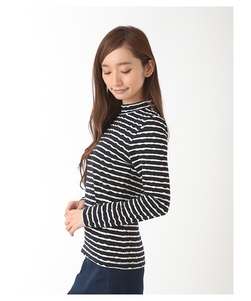 E hyphen world gallery（イーハイフンワールドギャラリー）の「ハイネックケーブルJQプルオーバー（トップス・アイボリー/オフホワイト/杢グレー/ブラック/ネイビー・F）」の7枚目の写真