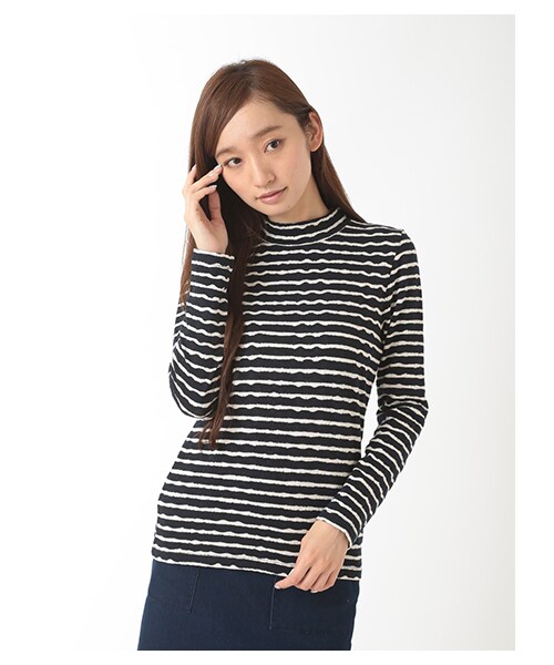 E hyphen world gallery（イーハイフンワールドギャラリー）の「ハイネックケーブルJQプルオーバー（トップス・アイボリー/オフホワイト/杢グレー/ブラック/ネイビー・F）」の6枚目の写真